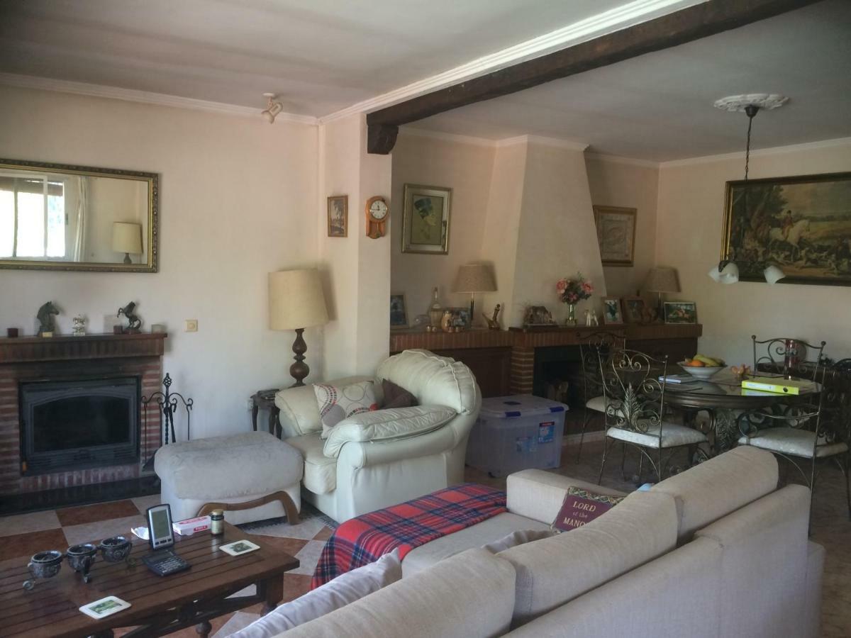 Villa De La Rosa Málaga Eksteriør billede